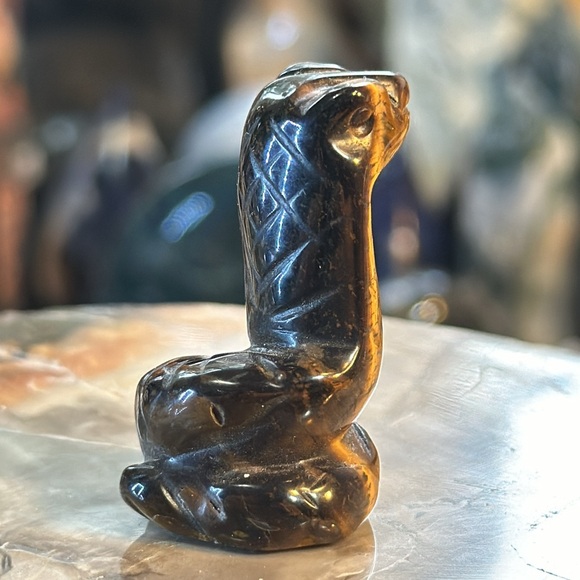 🎄SALE🎄Tigers Eye Snake Carving! - Picture 6 of 6